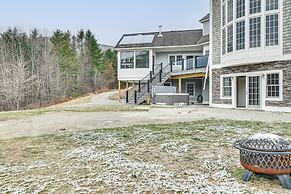 Mountain Views & Fire Pit: Sandgate Getaway