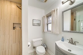 Tulsa Home 5 Mi to Downtown: Groups Welcome!