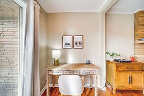 Tulsa Home 5 Mi to Downtown: Groups Welcome!