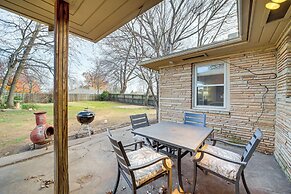 Tulsa Home 5 Mi to Downtown: Groups Welcome!