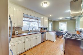 Tulsa Home 5 Mi to Downtown: Groups Welcome!