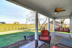 15 Mi to Dtwn Lexington: Serene Wilmore Home!