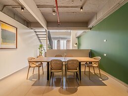 W Contemporary Loft w AC in Trendy Laureles