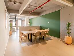 W Contemporary Loft w AC in Trendy Laureles