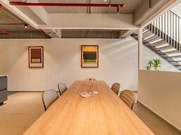 W Contemporary Loft w AC in Trendy Laureles