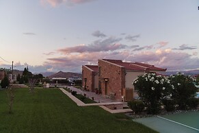 99 Luxury Exotic Villas