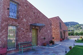 99 Luxury Exotic Villas