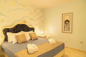 99 Luxury Exotic Villas