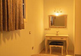 99 Luxury Exotic Villas