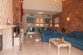 99 Luxury Exotic Villas