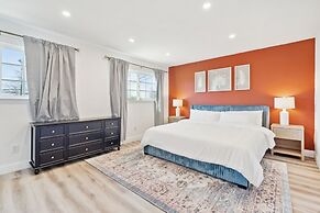 Cozy Home With Hot Tub Family-friendly Yard 5 Bedroom Home