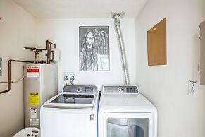 Cozy Coastal Retreat In The Heart Of Annapolis 3 Bedroom Townhouse