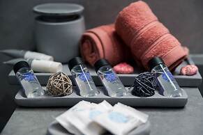 Lavender Luxury Apartment in Rhodes