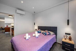 Lavender Luxury Apartment in Rhodes