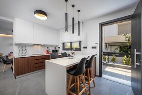 Lavender Luxury Apartment in Rhodes