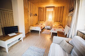 Klaara-Manni Holiday Center
