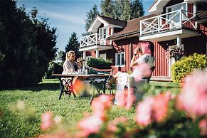 Klaara-Manni Holiday Center