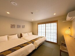 Celine Kanayama 501