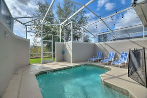 Wonderland Sleeps 14 Free Waterparks and South Facing Pool