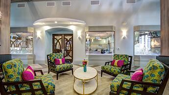 Wonderland Sleeps 14 Free Waterparks and South Facing Pool