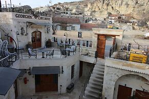 Georgios Cave Suites