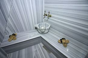 Georgios Cave Suites