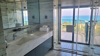 Diamond beach OceanView Villa