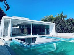 Diamond beach OceanView Villa