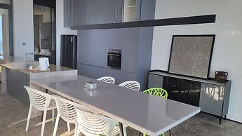 Diamond beach OceanView Villa