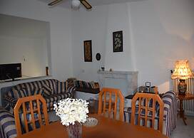 Maria s Sea View House