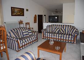 Maria s Sea View House