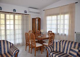 Maria s Sea View House