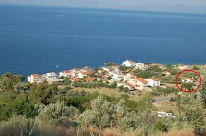 Maria s Sea View House