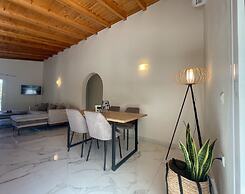 Magellanos Mint House- Kinopiastes