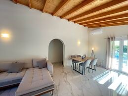 Magellanos Mint House- Kinopiastes