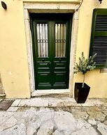 Kukuvayia s Nest-centre Old Town Corfu