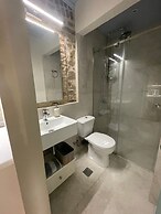 Kukuvayia s Nest-centre Old Town Corfu