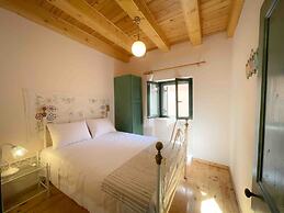 Kansoneta-traditional Mansion in Gastouri Village