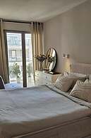 2 Bedrooms - Private Rooftop and Pool - Parking