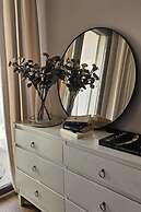 2 Bedrooms - Private Rooftop and Pool - Parking