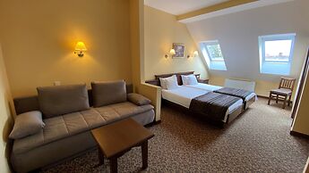 Hotel Leul de Aur