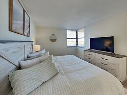 9461lkbc305nco - Lovers Key Beach Club 305