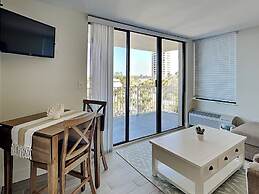 9461lkbc305nco - Lovers Key Beach Club 305