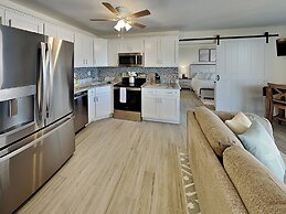 9461lkbc305nco - Lovers Key Beach Club 305