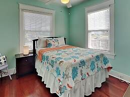 Seawall Celebration - Manor