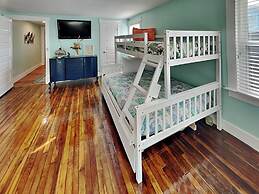 Seawall Celebration - Manor