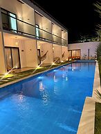 Yahweh Hotel