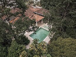 EP Casa Uribe Architecture Art & Nature