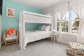 Blue Hour Playfully Designed Beach Home w Hot Tub Fire Pit Game Room