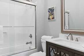 Miramar Beach Jewel Ultimate Group Retreat 5 King Bedrooms Pool Backya